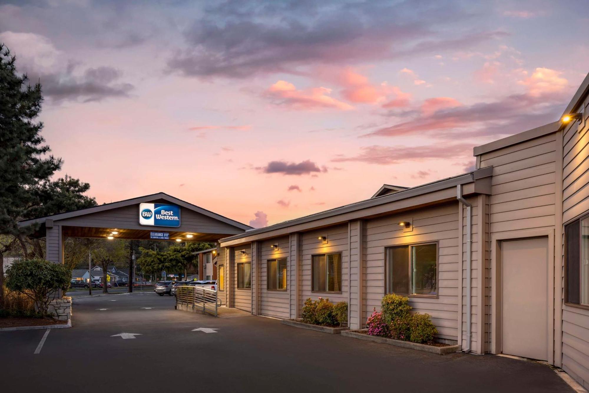 Best Western Aladdin Inn Kelso Exterior photo